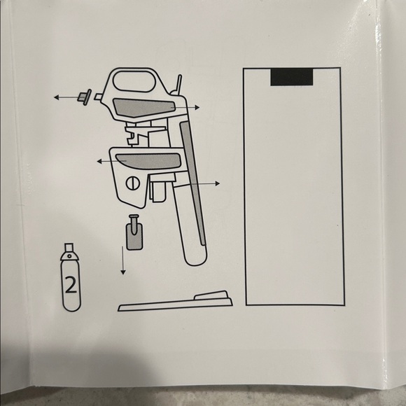 CORAVIN Williams-Sonoma Wine Aerator System - Picture 9 of 10